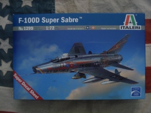 IT1299  F-100D Super Sabre